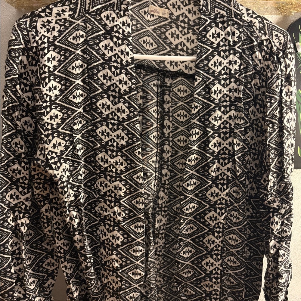 Hollister Monochrome Geometric Cardigan